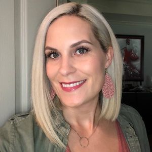 Meet your Posher, Rachrachel